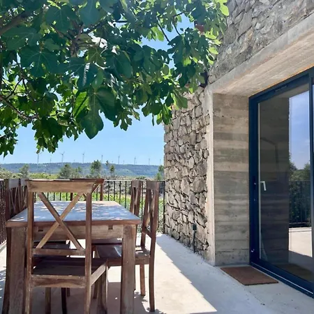Сasa de vacaciones Le De Campan Aigne (Herault)